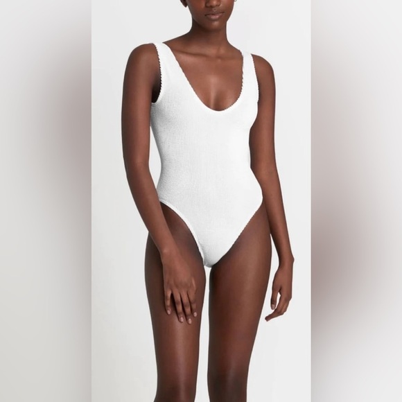 BOND-EYE crinkle Optic White The Mara One Piece - Picture 1 of 9